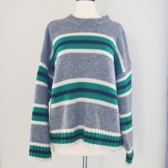 Urban Outfitters Sweaters - Urban Outfitter grey and green sweater Urban Outfitters Sweaters - Urban Outfitter grey and green sweater